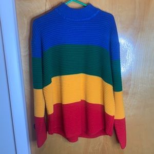 LIKE NEW unif color lock sweater